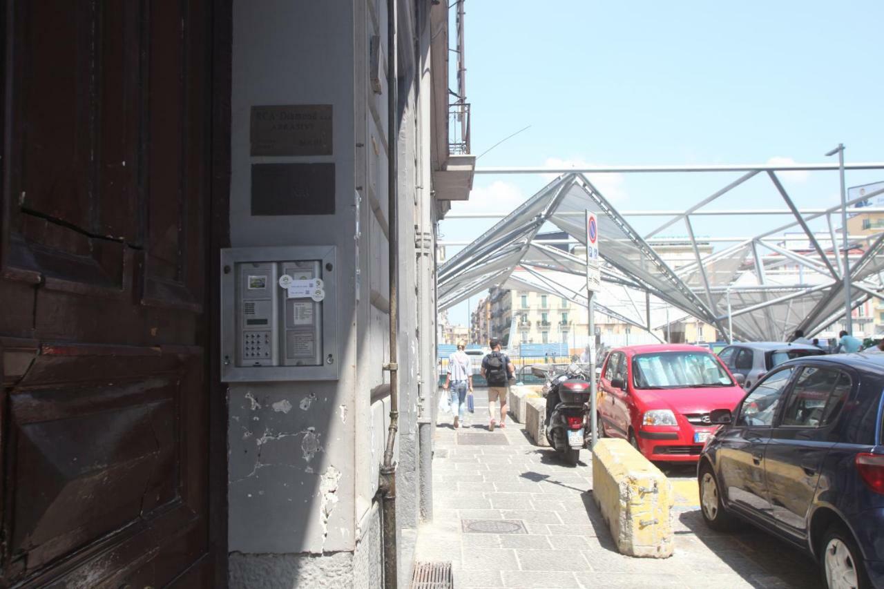 Garibaldi Station 2Punto0 Bed and Breakfast Napoli Eksteriør billede