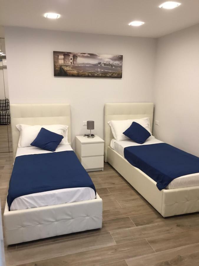 Garibaldi Station 2Punto0 Bed and Breakfast Napoli Eksteriør billede
